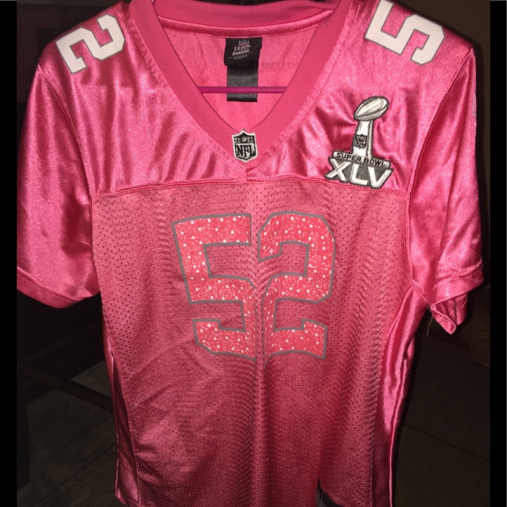 Cute pink packers jersey!!